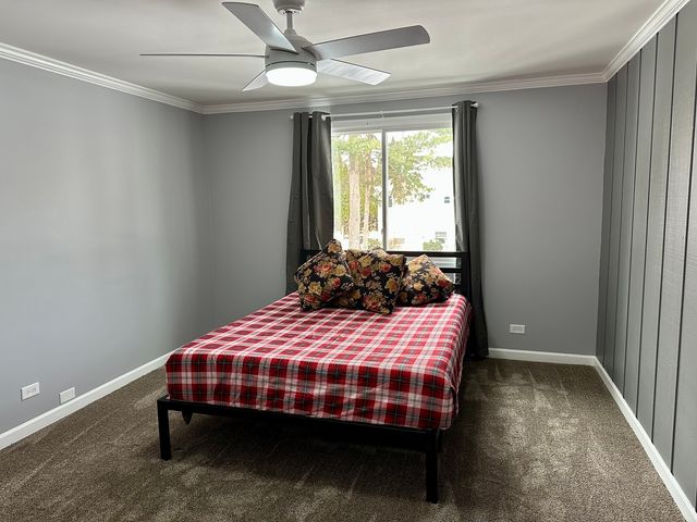 72 Clover Drive, Crystal Lake, IL 60014