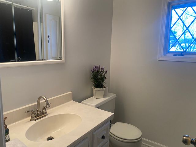 72 Clover Drive, Crystal Lake, IL 60014