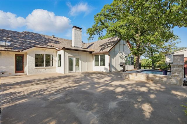 841 Caublestone Hill Drive, Argyle, TX 76226