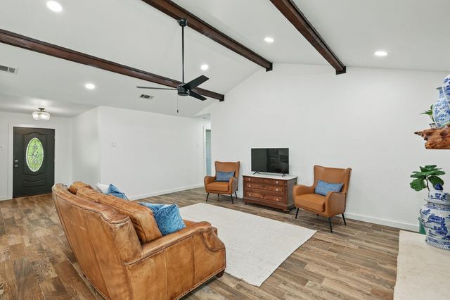 841 Caublestone Hill Drive, Argyle, TX 76226