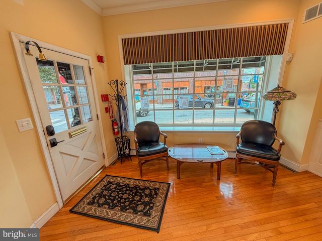 711 WEST AVE, Jenkintown, PA 19046