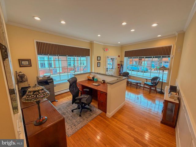 711 WEST AVE, Jenkintown, PA 19046