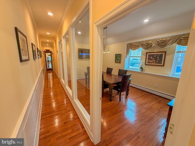 711 WEST AVE, Jenkintown, PA 19046