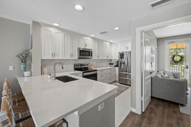 4006 Parkside Drive, Jupiter, FL 33458