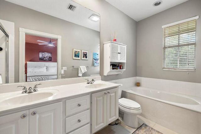 4006 Parkside Drive, Jupiter, FL 33458