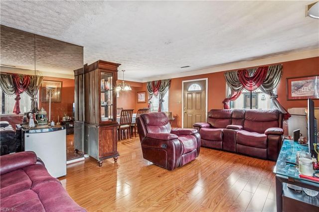 1335 Granada CT, Newport News, VA 23608