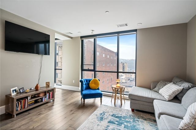 350 Oliver Ave 1303, Downtown Pgh, PA 15222