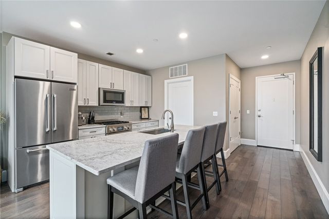 350 Oliver Ave 1303, Downtown Pgh, PA 15222