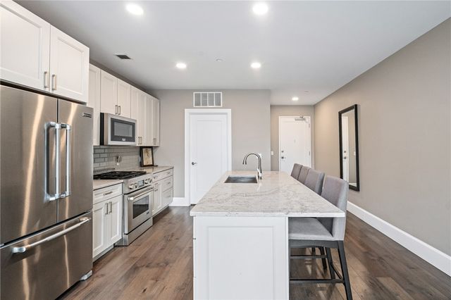 350 Oliver Ave 1303, Downtown Pgh, PA 15222