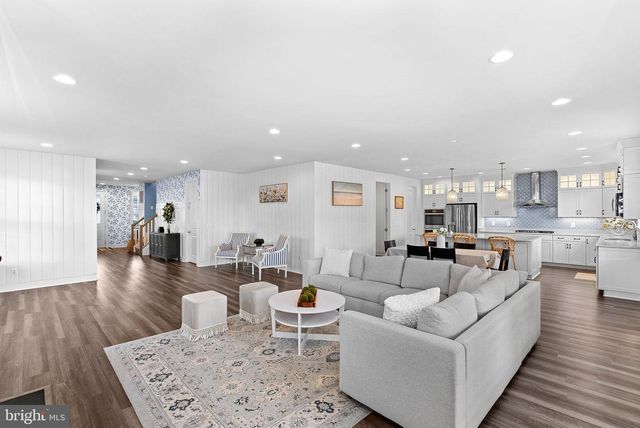 1125 THEMIS ST SE, Leesburg, VA 20175