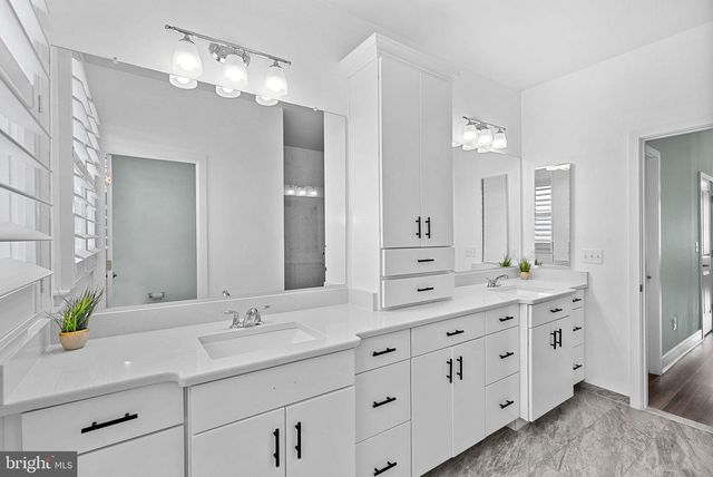 1125 THEMIS ST SE, Leesburg, VA 20175