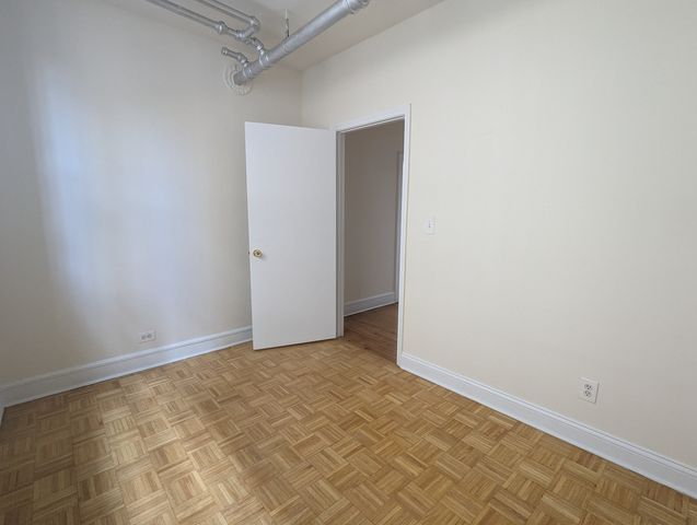 2338 N Spaulding Avenue G, Chicago, IL 60647
