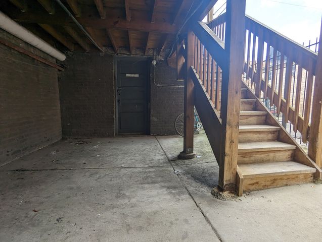 2338 N Spaulding Avenue G, Chicago, IL 60647