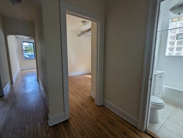 2338 N Spaulding Avenue G, Chicago, IL 60647