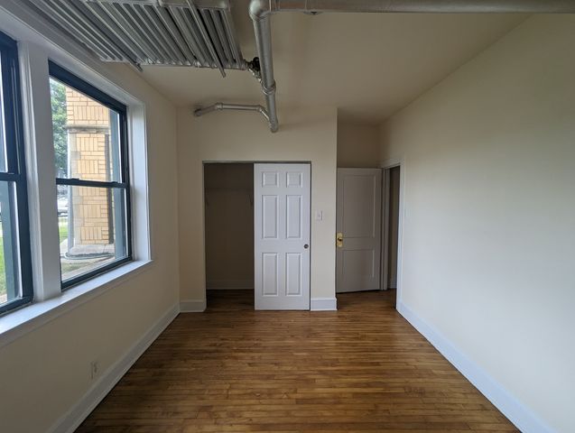 2338 N Spaulding Avenue G, Chicago, IL 60647