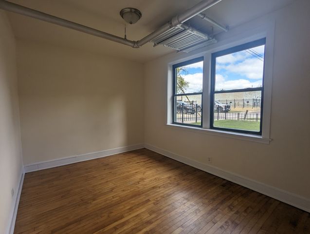 2338 N Spaulding Avenue G, Chicago, IL 60647