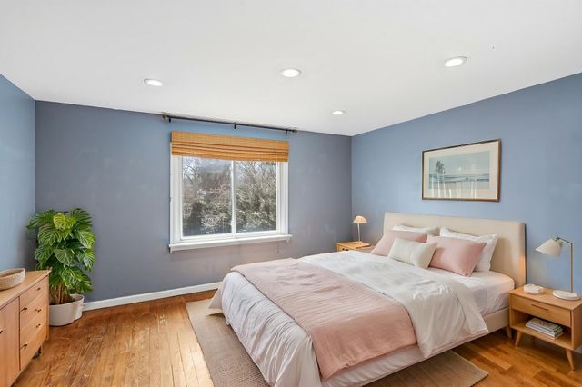 318 CENTER ST, Boonville, MO 65233