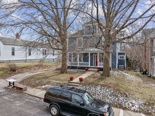 318 CENTER ST, Boonville, MO 65233