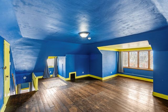 318 CENTER ST, Boonville, MO 65233