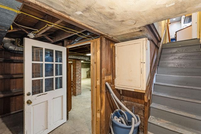 318 CENTER ST, Boonville, MO 65233