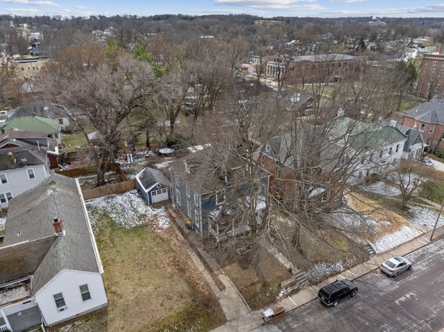 318 CENTER ST, Boonville, MO 65233