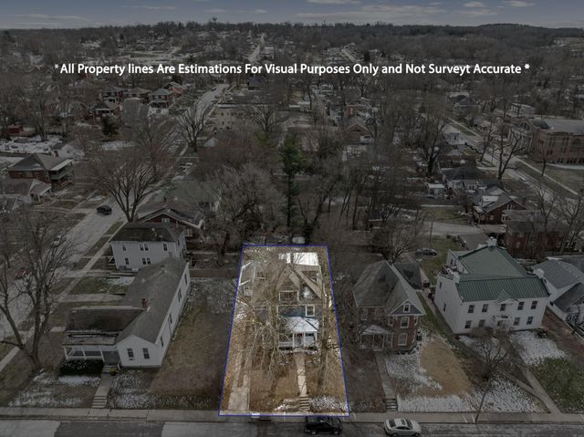 318 CENTER ST, Boonville, MO 65233