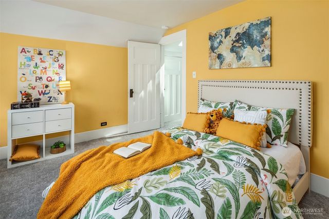 4710 42nd Avenue S, Seattle, WA 98118