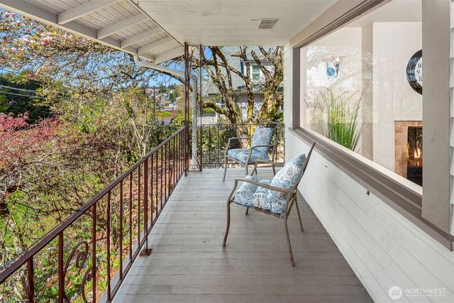 4710 42nd Avenue S, Seattle, WA 98118