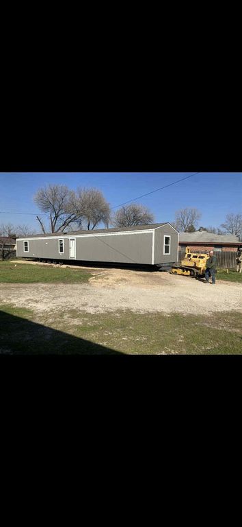 304 Regina DR, Buda, TX 78610