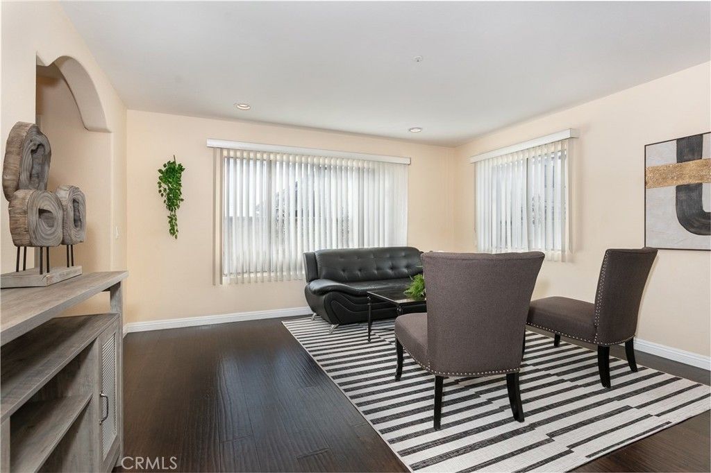 Image 12 of property listing at 1097 S Marguerita Avenue D, Alhambra, CA 91803