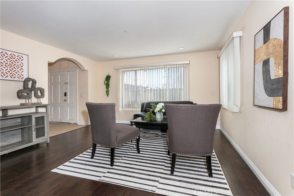 Image 13 of property listing at 1097 S Marguerita Avenue D, Alhambra, CA 91803