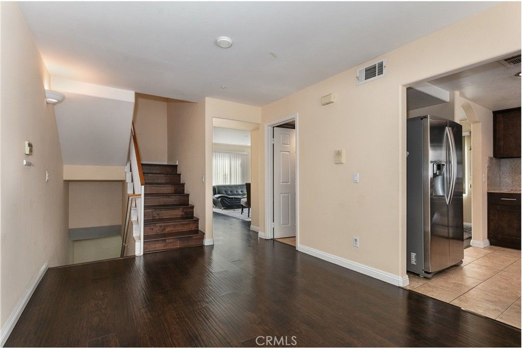 Image 18 of property listing at 1097 S Marguerita Avenue D, Alhambra, CA 91803