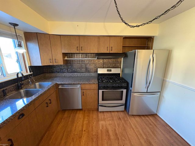 4639 Bernice Avenue, Warren, MI 48091