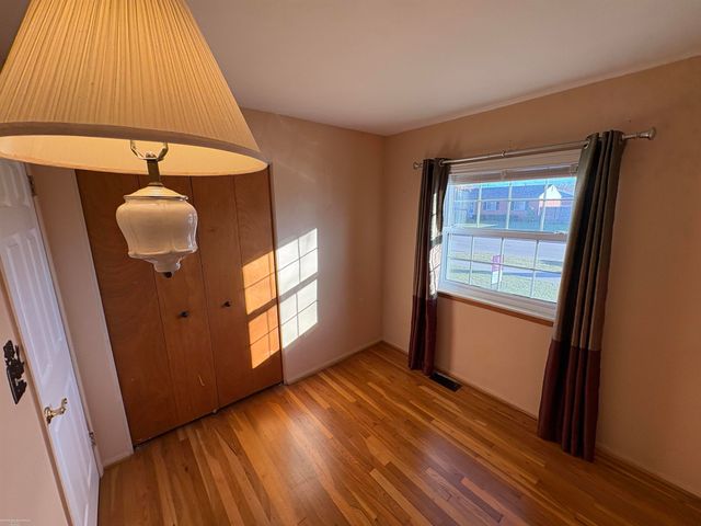 4639 Bernice Avenue, Warren, MI 48091