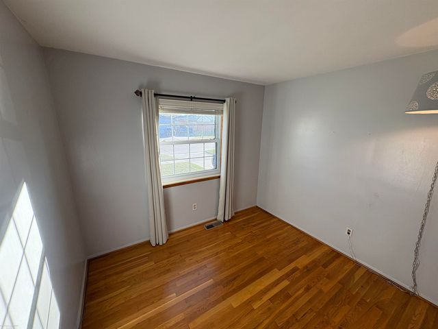 4639 Bernice Avenue, Warren, MI 48091