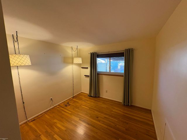 4639 Bernice Avenue, Warren, MI 48091