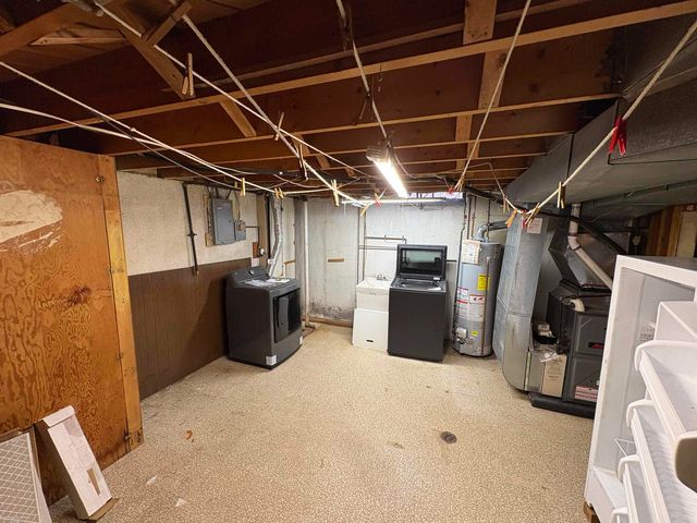 4639 Bernice Avenue, Warren, MI 48091