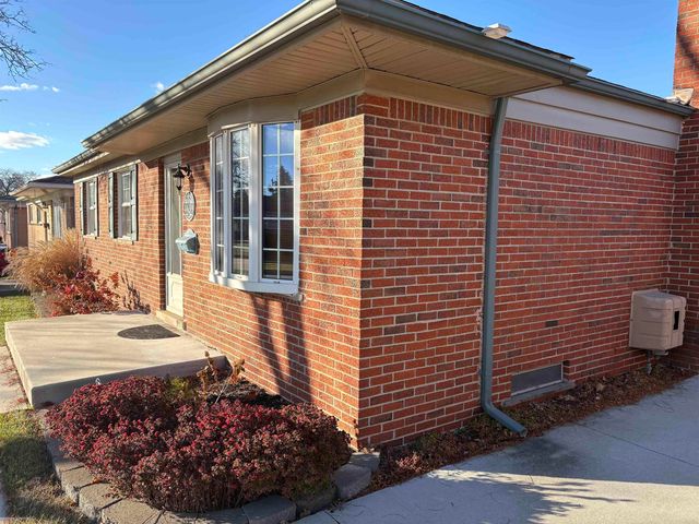 4639 Bernice Avenue, Warren, MI 48091