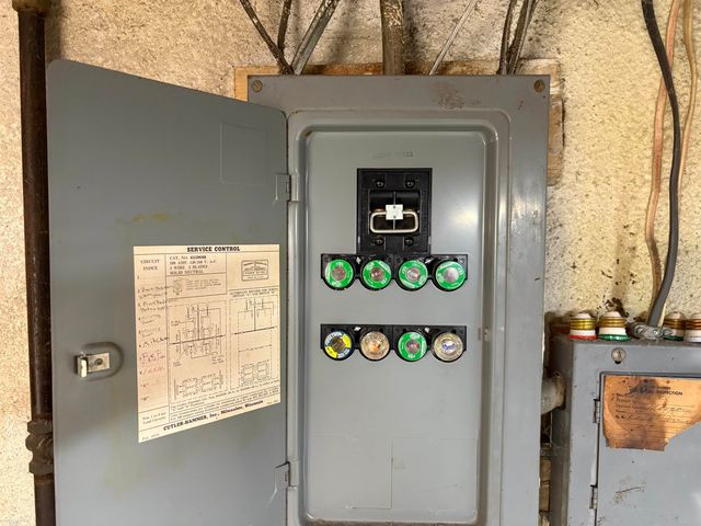 4639 Bernice Avenue, Warren, MI 48091