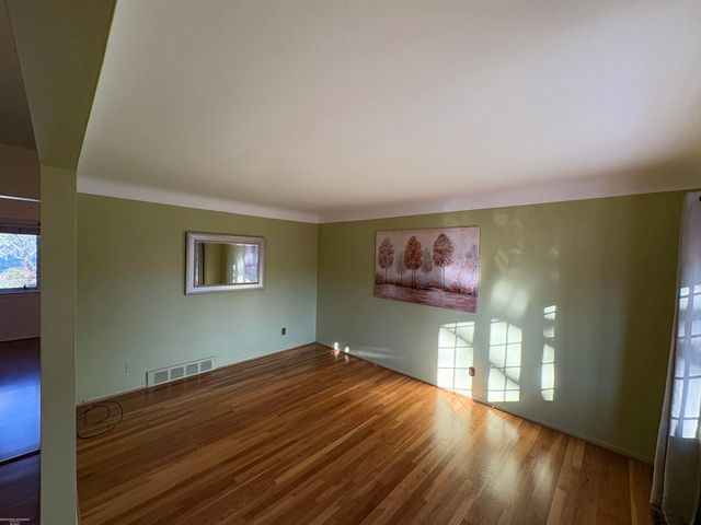 4639 Bernice Avenue, Warren, MI 48091