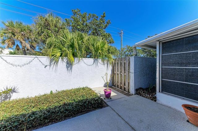 9417 KINGSTON DRIVE 9417, Bradenton, FL 34210