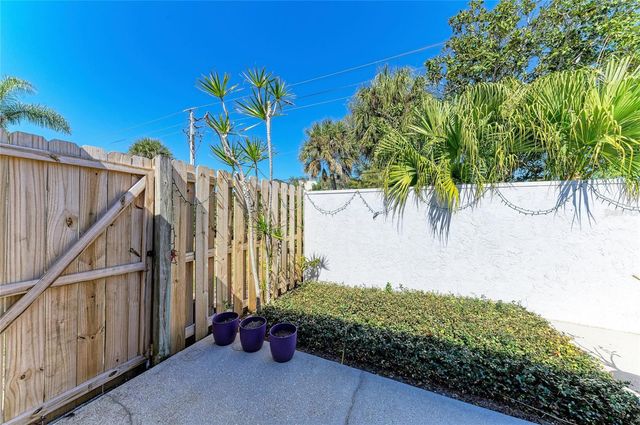 9417 KINGSTON DRIVE 9417, Bradenton, FL 34210