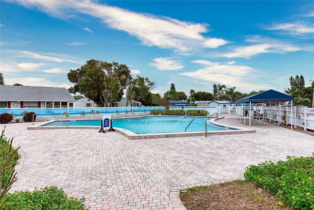 9417 KINGSTON DRIVE 9417, Bradenton, FL 34210