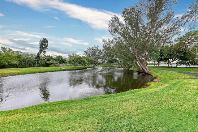 9417 KINGSTON DRIVE 9417, Bradenton, FL 34210