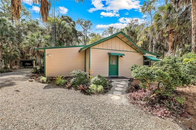 4420 7th AVE SW, Naples, FL 34119