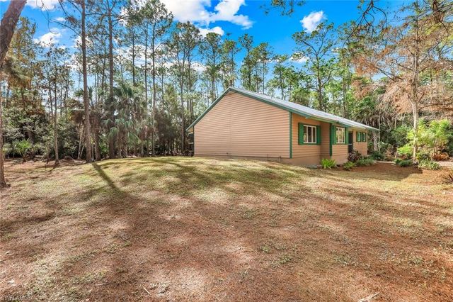 4420 7th AVE SW, Naples, FL 34119