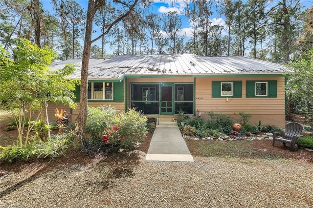 4420 7th AVE SW, Naples, FL 34119