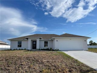 1723 19th ST, Cape Coral, FL 33993