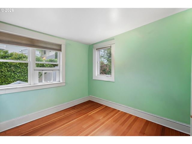 631 Ne 43RD Ave, Portland, OR 97213