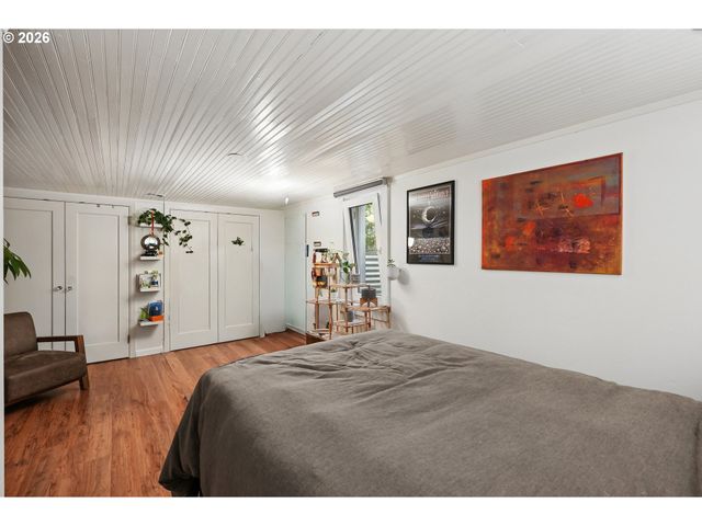 631 Ne 43RD Ave, Portland, OR 97213